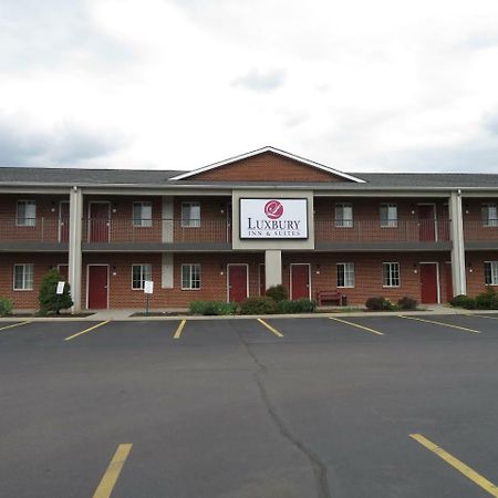 Luxbury Inn & Suites Maryville Exterior photo