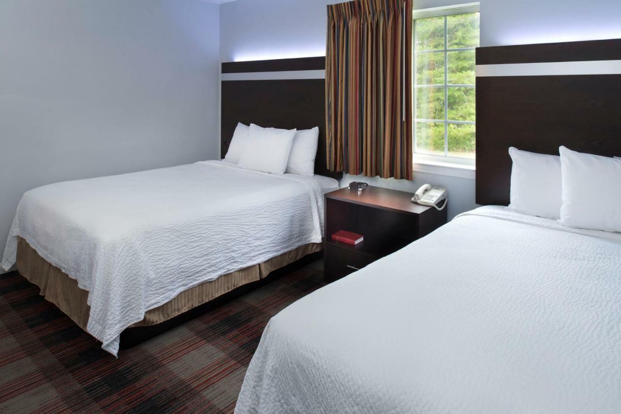 Luxbury Inn & Suites Maryville Exterior photo